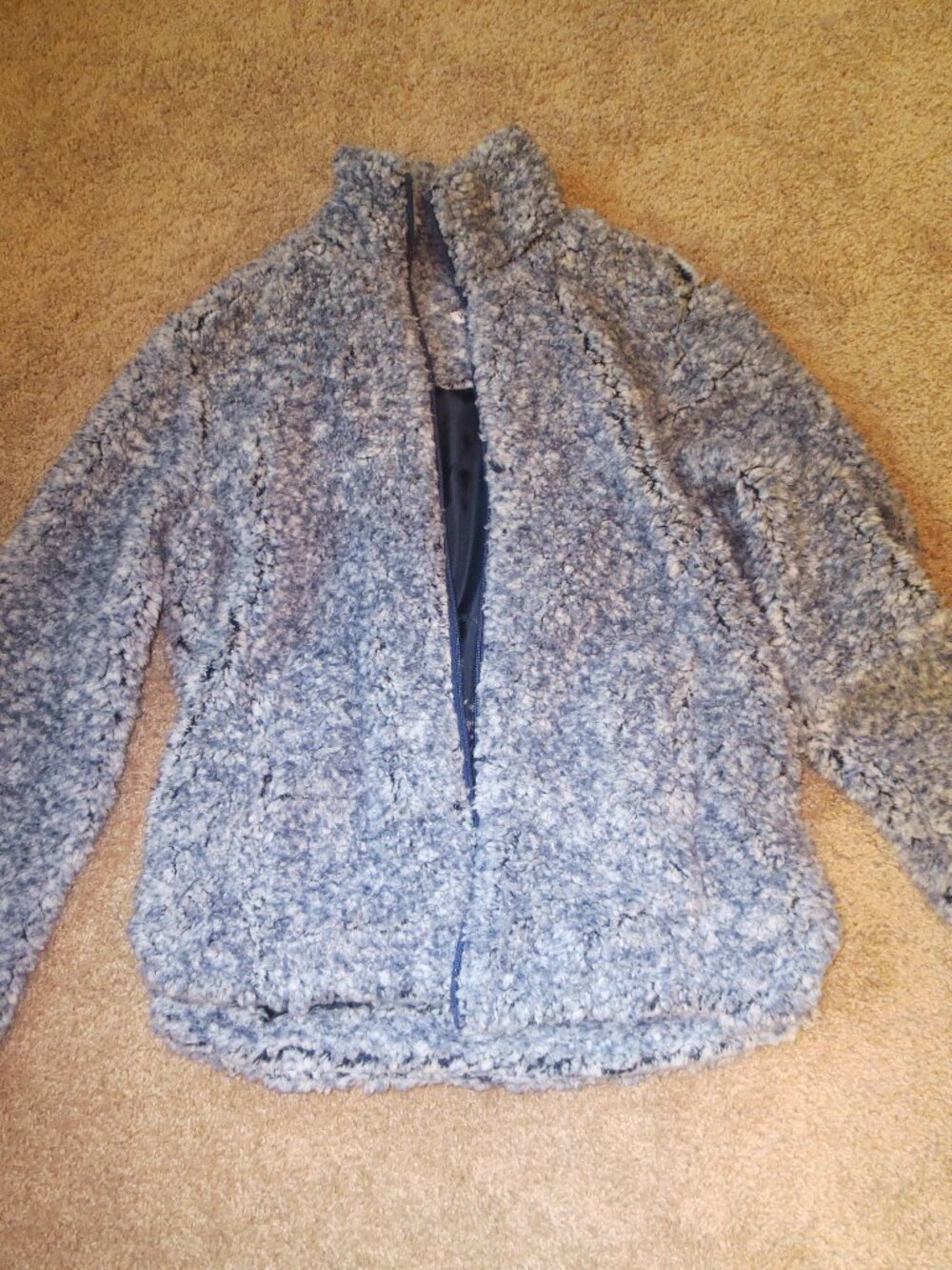 Westport Fluffy Light Blue+White Faux Fur Coat Sz=S, Black Lining, Pockets, Zip.